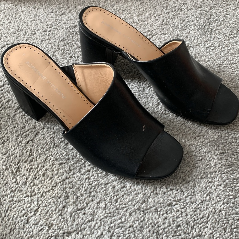 Adrienne Vittadini black heels